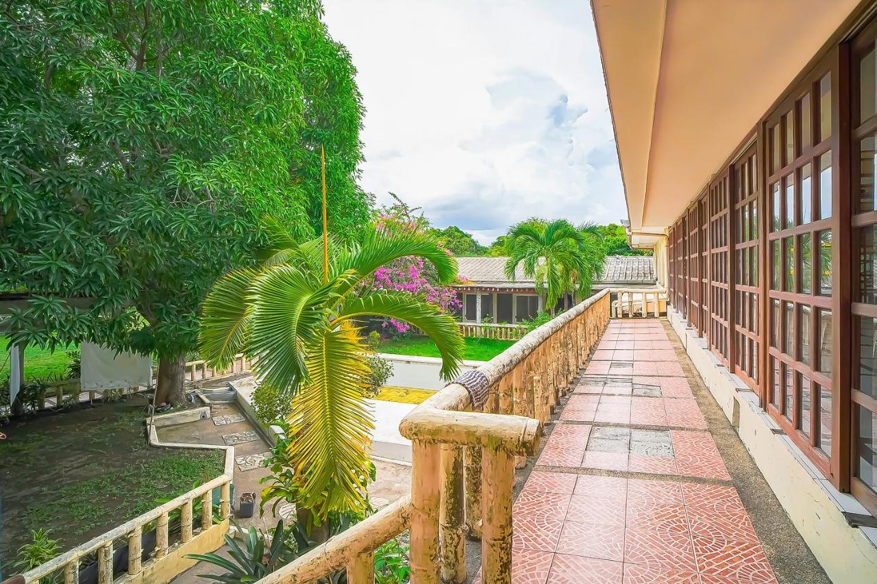 Oyo 775 Star Cove Bed And Breakfast Calaca المظهر الخارجي الصورة
